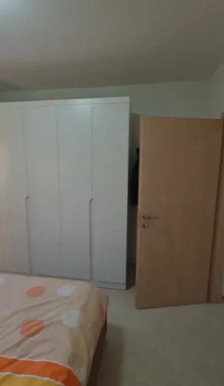 Tirane, shitet apartament 1+1 Kati 4, 54 m² 120.000 € (Oxhaku ,rruga Kongresi i Manastirit)