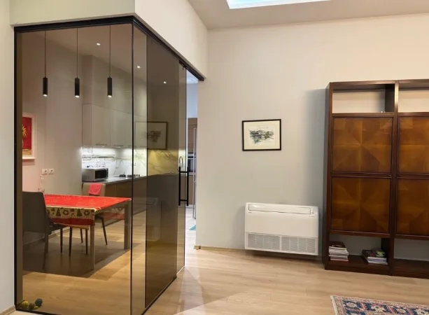 Tirane, shitet apartament 3+1+Ballkon + 2 Poste Parkimi , 115 m² 320.000 € (Prane Kopshtit Zoologjik, Tirane)