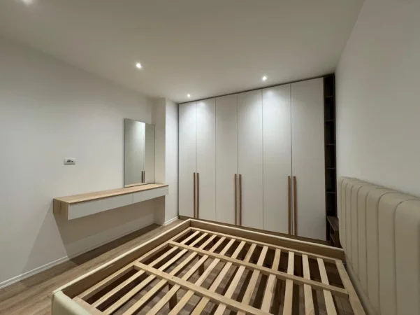 Tirane, shitet apartament 1+1 Kati 5, 66 m² 175.000 € (Fortuzi)