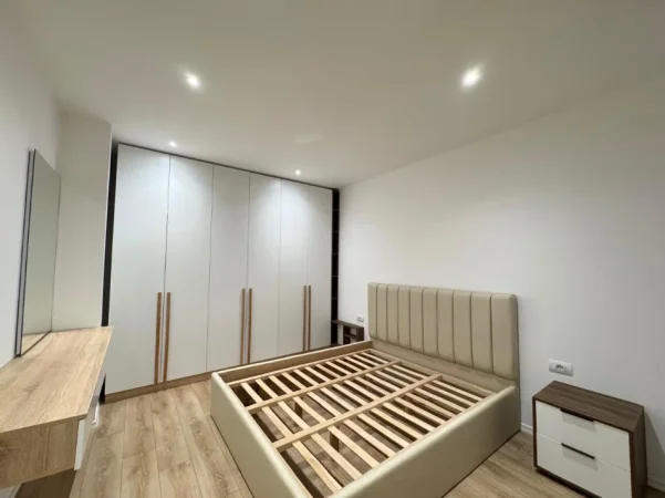 Tirane, shitet apartament 1+1 Kati 5, 66 m² 175.000 € (Fortuzi)