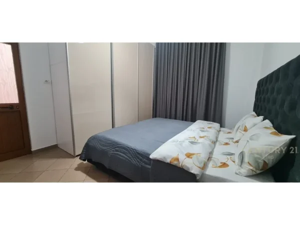 Tirane, jepet me qera apartament 1+1 Kati 1, 50 m² 450 € 