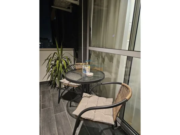 Tirane, jepet me qera apartament 2+1 Kati 6, 66 m² 750 € (Ali Demi)