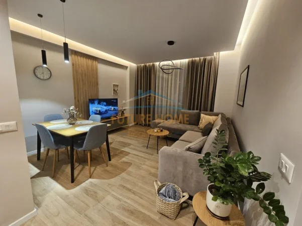 Tirane, jepet me qera apartament 2+1 Kati 6, 66 m² 750 € (Ali Demi)