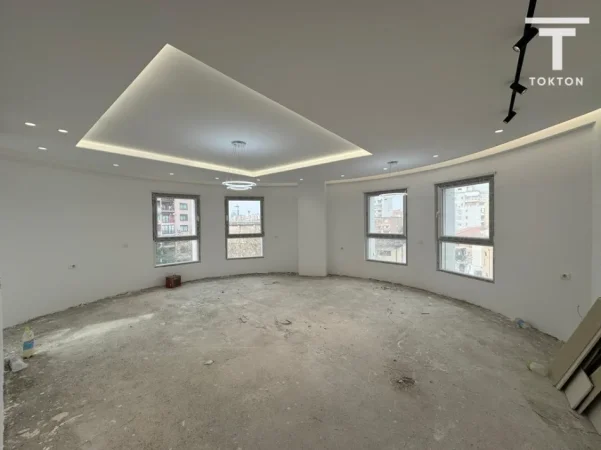 Tirane, shitet apartament 2+1 Kati 4, 112 m² 235.000 € (Ali Demi)