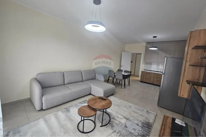 Tirane, jepet me qera apartament , 9 m² 800 € 