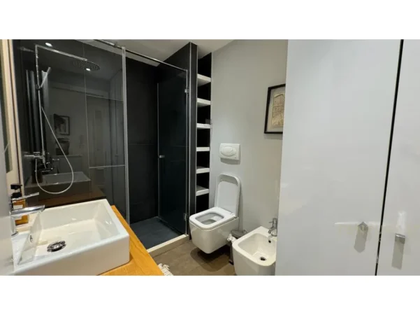 Tirane, shitet apartament Kati 2, 77 m² 175.000 € 