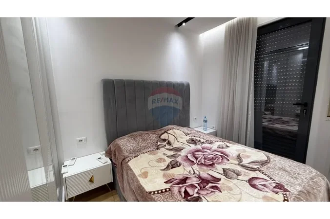 Tirane, jepet me qera apartament , 110 m² 900 € 