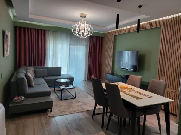 Tirane, jepet me qera💥 super apartament💥 3+1+Ballkon Kati 2, 125 m² 1.000 € (SELVIA)