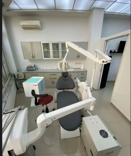 Tirane, jepet me qera ambjent biznesi Kati 2, 90 m² 1.200 € (DON BOSKO)