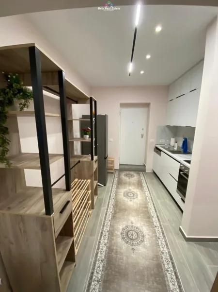 Tirane, jepet me qera apartament 1+1 Kati 1, 60 m² 850 € (Rruga e Elbasanit, prane DLiceut)