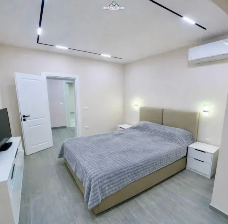 Tirane, jepet me qera apartament 1+1 Kati 1, 60 m² 850 € (Rruga e Elbasanit, prane DLiceut)