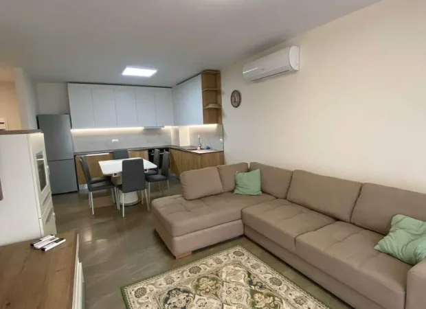 Tirane, jepet me qera apartament 3+1 Kati 6, 130 m² 780 € (Kompleksi Turdiu)