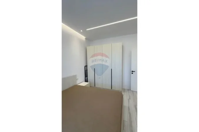 Tirane, jepet me qera apartament 1+1+Ballkon Kati 3, 65 m² 400 € (Paskuqan)