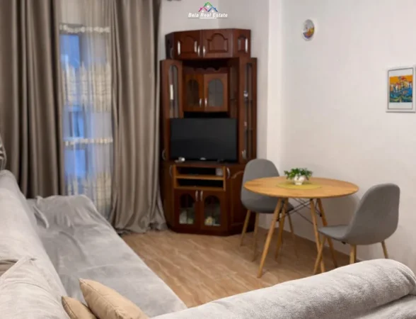 Tirane, jepet me qera apartament 1+1 Kati 2, 65 m² 420 € (Rruga Aleksandri i Madh)