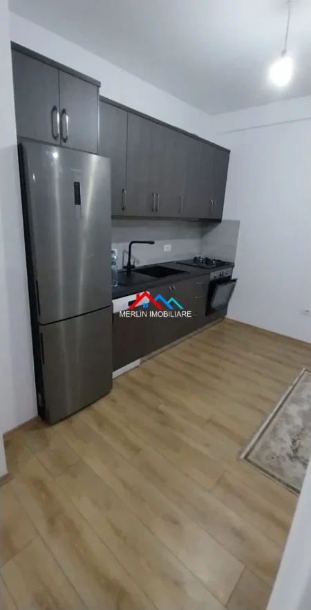 Tirane, jepet me qera apartament 1+1 Kati 6, 62 m² 415 € (Rruga Gryka e Kacanikut)