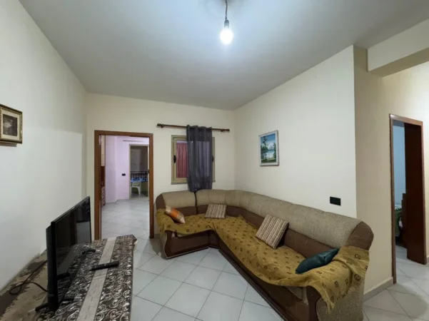 Tirane, jepet me qera apartament 2+1+Ballkon Kati 6, 80 m² 400 € (Astir)