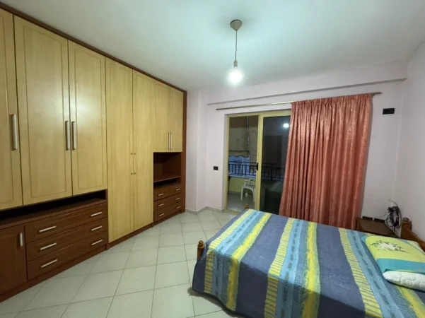 Tirane, jepet me qera apartament 2+1+Ballkon Kati 6, 80 m² 400 € (Astir)