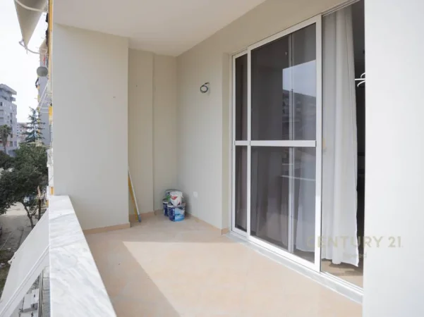 Tirane, jepet me qera apartament 1+1 Kati 2, 550 € 