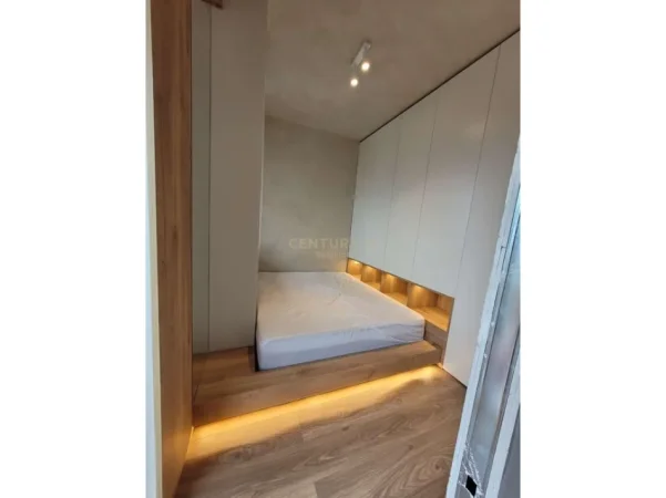 Tirane, jepet me qera apartament 1+1 Kati 4, 52 m² 550 € 