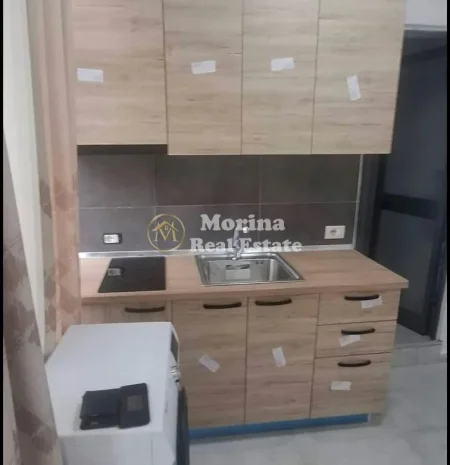 Tirane, jepet me qera apartament 1+1 Kati 2, 50 m² 400 € (Qytet Studenti)