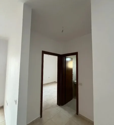 Tirane, jepet me qera apartament 2+1 Kati 6, 96 m² 550 € (Fusha Aviacionit)
