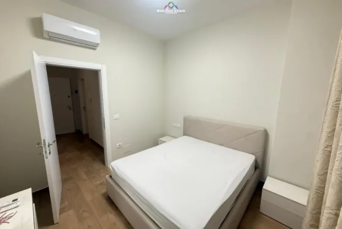 Tirane, jepet me qera apartament 1+1 Kati 7, 72 m² 676 € (Shkolla e Kuqe)