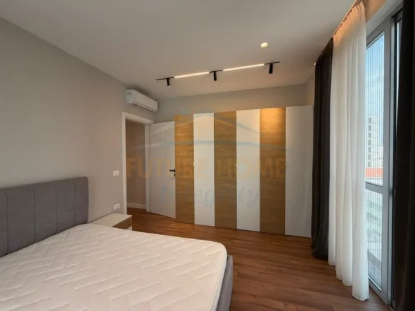 Tirane, jepet me qera apartament 3+1 Kati 4, 110 m² 800 € (Ali Demi)