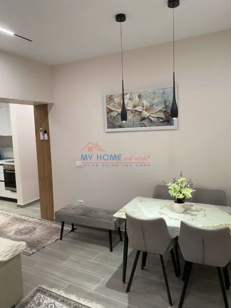 Tirane, jepet me qera apartament 1+1+Ballkon Kati 1, 60 m² 850 € (Liceu Artistik)