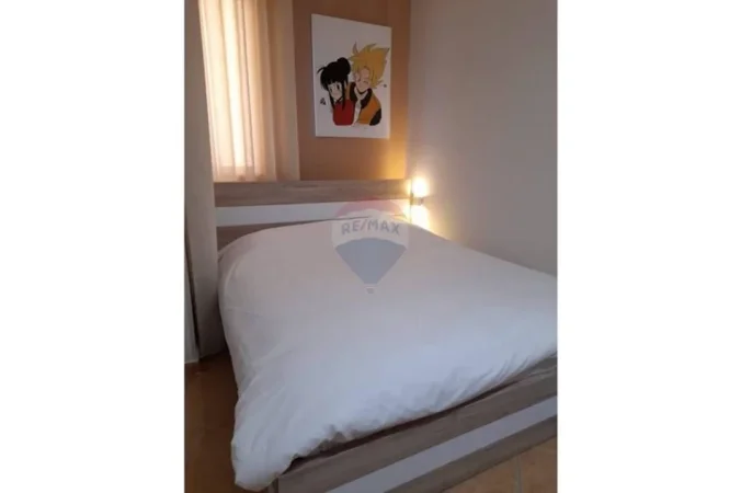 Vlore, jepet me qera garsonier 1+1 , 30 m² 280 € (Rruga Sulejman Delvina, Vlorë)