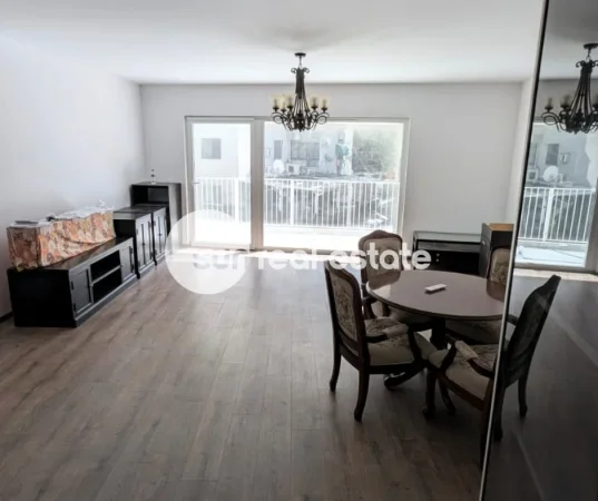 Tirane, jepet me qera apartament 2+1+Ballkon Kati 2, 135 m² 1.500 € (AFER PARKUT TE LIQENIT)