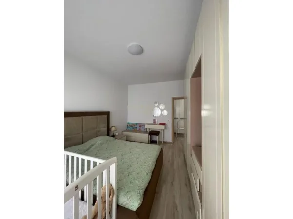 Tirane, jepet me qera apartament 1+1 Kati 3, 70 m² 600 € (Kopeshti Zoologjik)