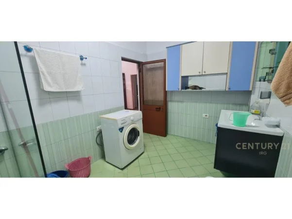 Tirane, jepet me qera apartament 1+1 Kati 1, 50 m² 450 € (Sofra e Ariut)