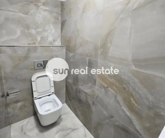 Tirane, shitet ambjent biznesi Kati 9, 202 m² (Mbikalimi I Kamzës)