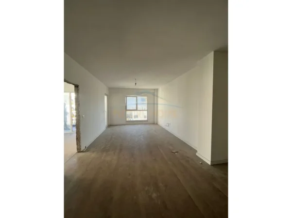 Tirane, shitet apartament 2+1,  Kati 7, 104 m² 187.000 € (Rruga Dritan Hoxha, Kompleksi Aura)