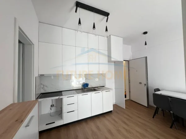 Tirane, jepet me qera apartament 1+1 Kati 1, 47 m² 400 € (Rezidenca OXA, Fresk)