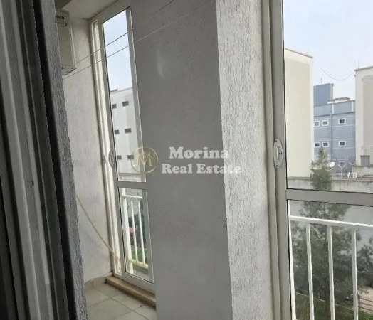 Tirane, jepet me qera apartament 1+1 Kati 2, 65 m² 500 € (Jordan Misja)