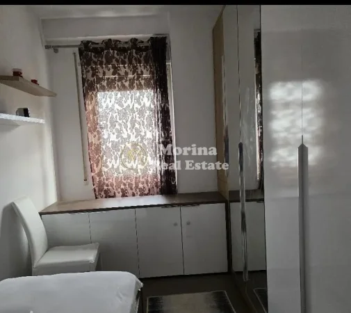 Tirane, jepet me qera apartament 1+1 Kati 2, 65 m² 500 € (Jordan Misja)