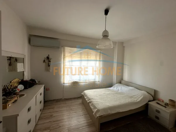 jepet me qera apartament 2+1 Kati 3, 85 m² 500 € (Porcelan)