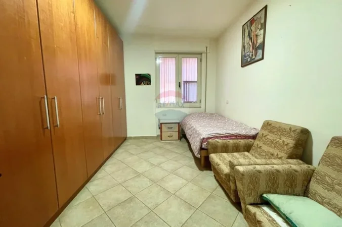 Apartament ne shitje, 2+1 i mobiluar prane Nobis! (300'000 Euro)