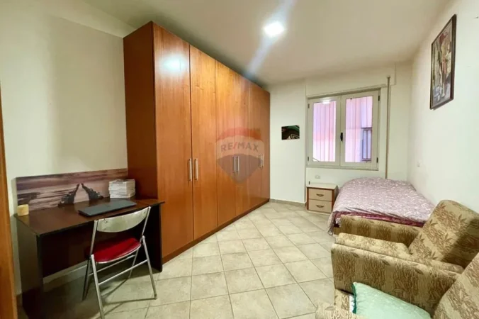 Apartament ne shitje, 2+1 i mobiluar prane Nobis! (300'000 Euro)