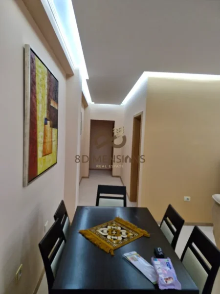 Tirane, jepet me qera 2+1 Kati 5, 106 m² 750 € (rruga e kosovareve)