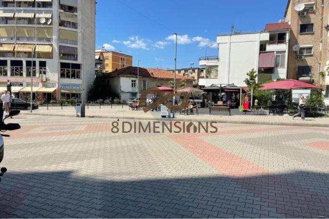Tirane, jepet me qera ambjent biznesi Kati 0, 100 m² 1.500 € (tregu elektrik)