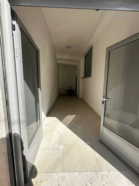 Shqiperi, shitet dyqan Kati 0, 30 m² 35.000 € (Kali trojes, vlore)