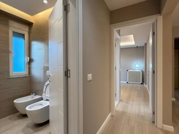 Tirane, shitet 2+1 , 112 m² 305.000 € 