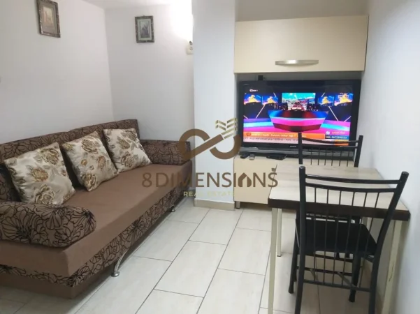 Tirane, jepet me qera apartament 1+1 Kati 2, 45 m² 370 € (5 maji)