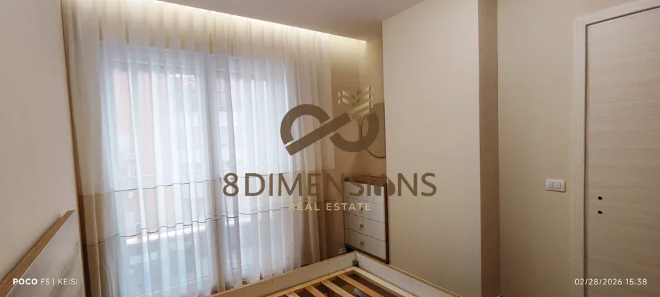 Tirane, jepet me qera apartament 1+1 Kati 3, 65 m² 700 € (ish stacioni i trenit)