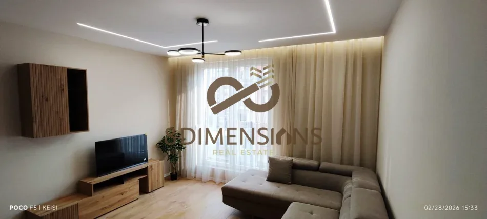 Tirane, jepet me qera apartament 1+1 Kati 3, 65 m² 700 € (ish stacioni i trenit)