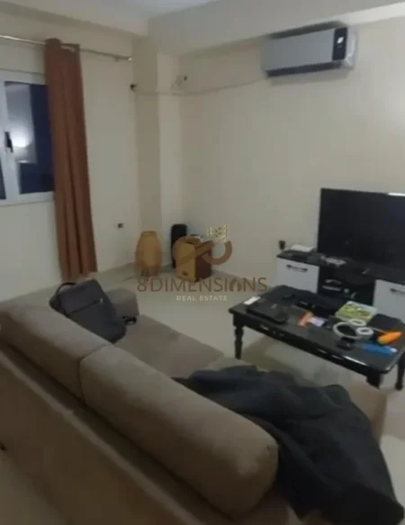 Tirane, jepet me qera apartament 1+1+Ballkon Kati 2, 120 m² 550 € (materniteti i ri)