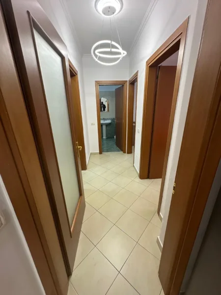 Tirane, shitet apartament 2+1 Kati 3, 113 m² 220.000 €