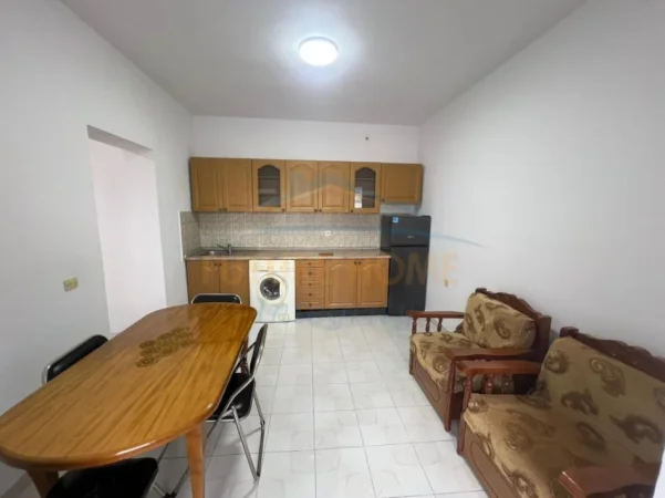 Tirane, jepet me qera apartament 1+1 Kati 6, 61 m² 470 € (Rruga e Elbasanit)